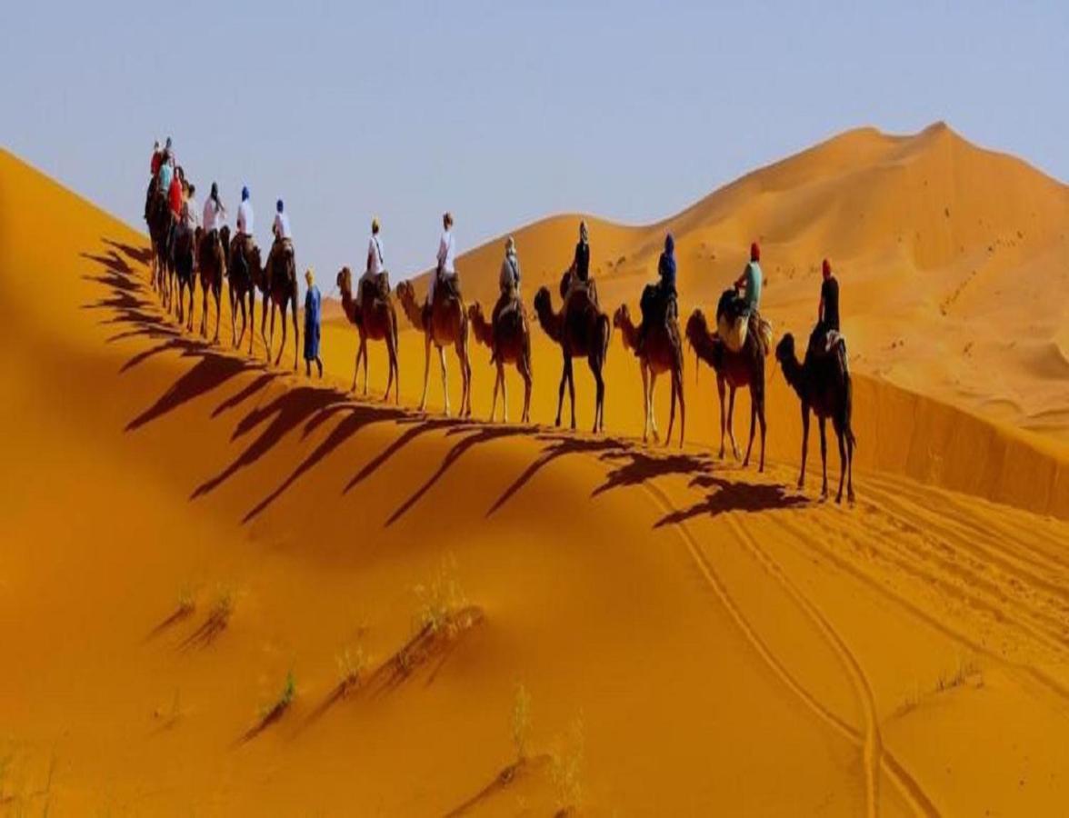 Camel Bivouac Мерзуга Экстерьер фото